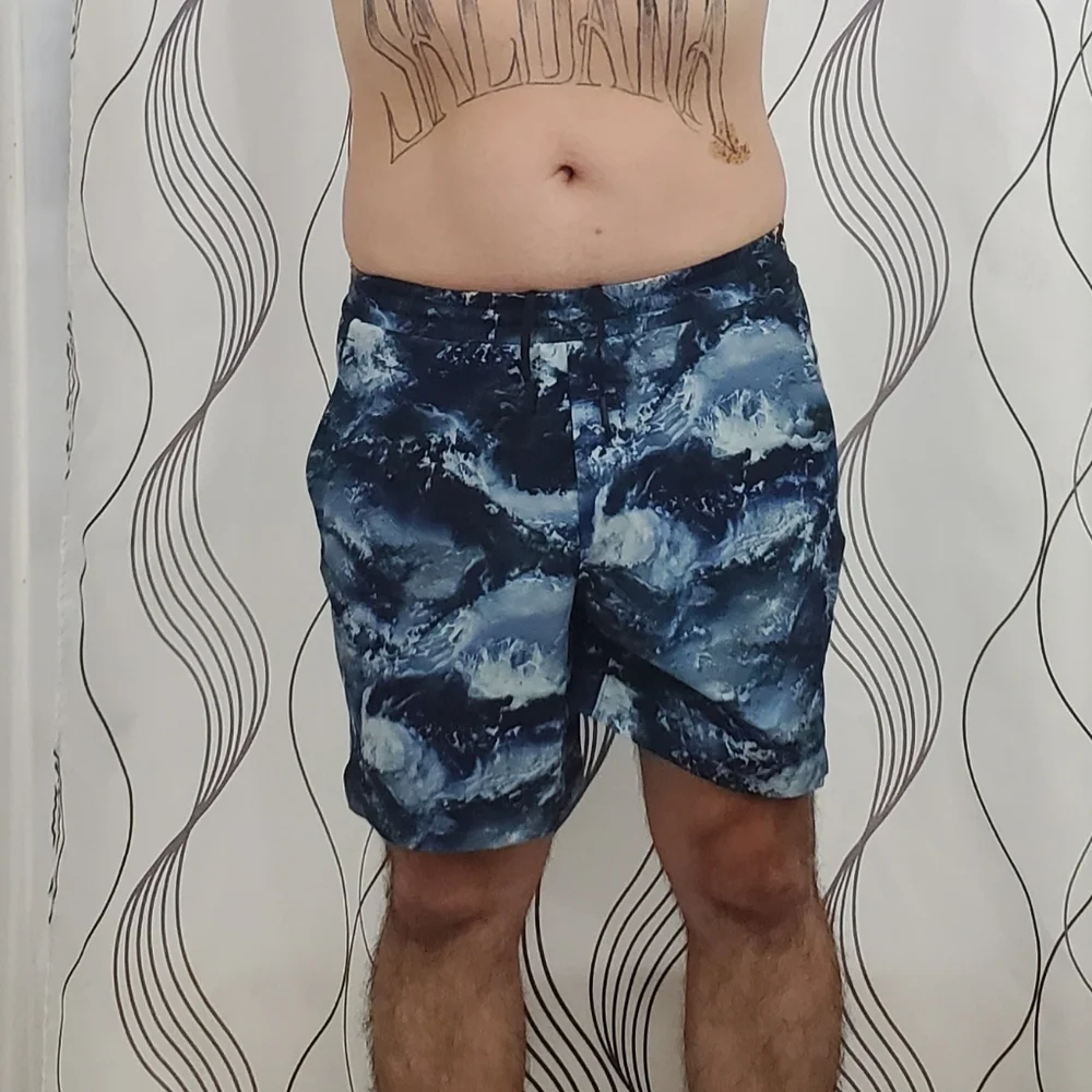 Lululemon Men's Channel Cross 7